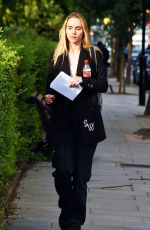 SUKI WATERHOUSE Out and About on Portobello Road in London 07/04/2021