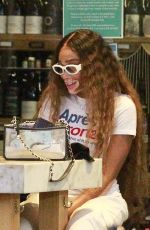 WINNIE HARLOW Out for Dinner with Friends at Wally