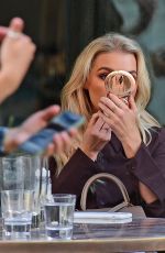 ABBIE QUINNEN Out for Lunch in London 08/10/2021