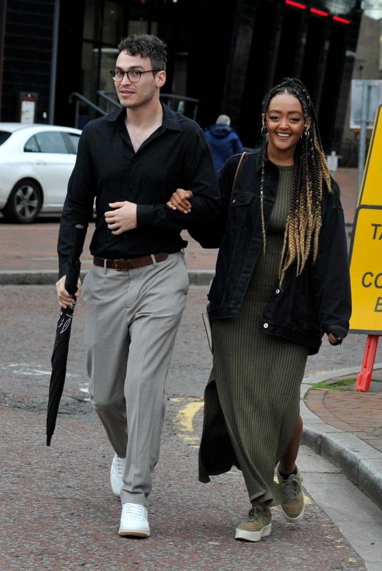 ALEXANDRA MARDELL and Joe Parker at The Alchemist Bar in Manchester 08/11/2021