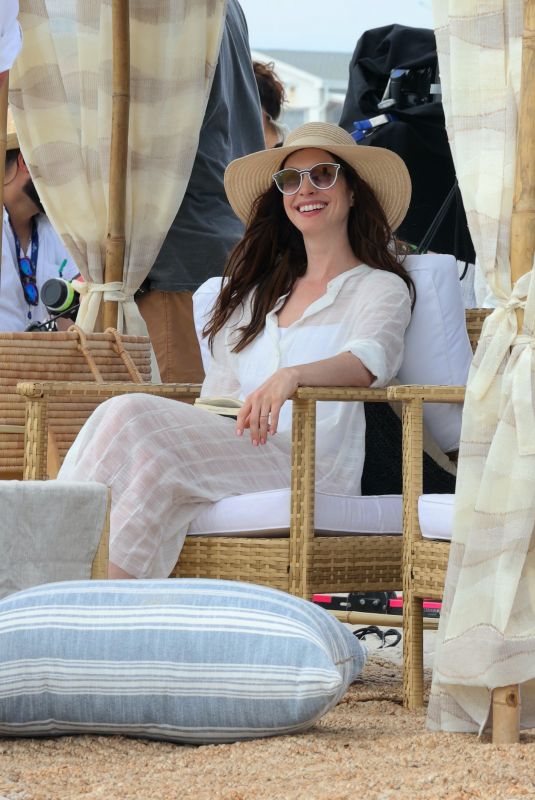 ANNE HATHAWAY on the Set of WeCrashed at Shores Atlantic Beach 08/16/2021