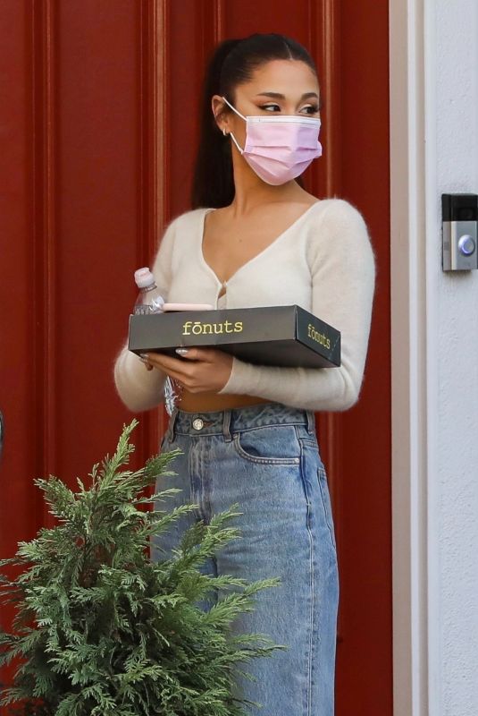 ARIANA GRANDE Out with a Box of Donuts in Los Angeles 08/13/2021