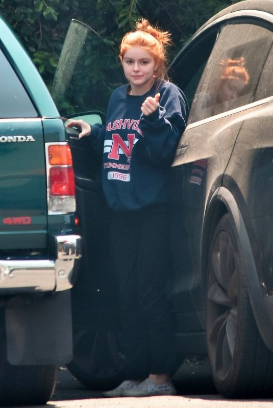 ARIEL WINTER at a Vet in Los Angeles 08/24/2021