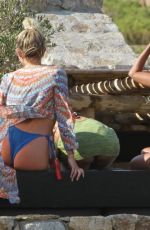 ASHLEY ROBERTS, JANETTE MANRARA and LOU TEASDALE in Mykonos 08/19/2021