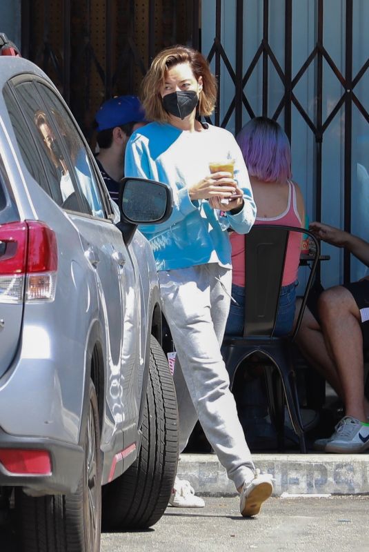 AUBREY PLAZA Out for a Fresh Juice in Los Feliz 08/01/2021