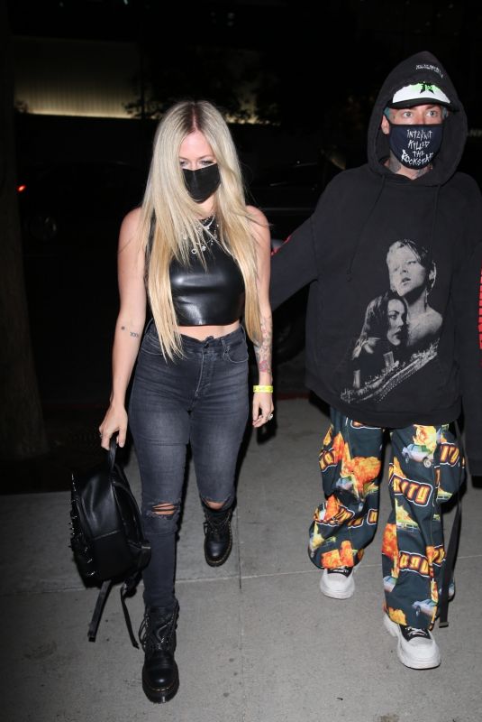 AVRIL LAVIGNE and Mod Sun at BOA Steakhouse in West Hollywood 08/17/2021