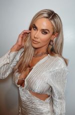 CJ (LANA) PERRY - Instagram Photos 08/02/2021