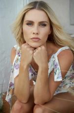 CLAIRE HOLT for New Beauty Magazine, 2021