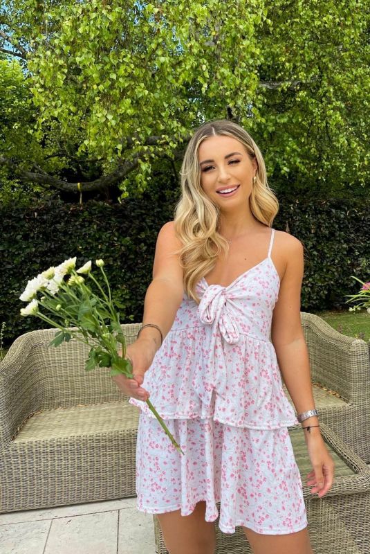 DANI DYER for Pretty In Pink Collection with In The Style, 2021
