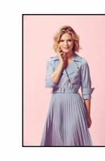 EMILIA FOX for Weekend Magazine, May 2021