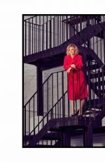 EMILIA FOX for Weekend Magazine, May 2021