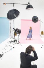 EMILIA FOX for Weekend Magazine, May 2021