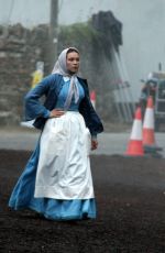FLORENCE PUGH on the Set of The Wonde