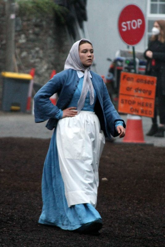 FLORENCE PUGH on the Set of The Wonde