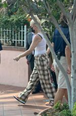 GWEN STEFANI Leaves Her Hotel in San Diego 08/24/2021