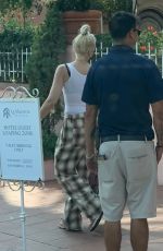 GWEN STEFANI Leaves Her Hotel in San Diego 08/24/2021
