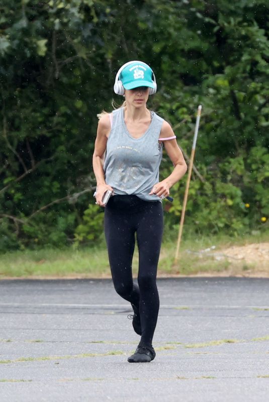 HILARIA BALDWIN Out Jogging in Hamptons 08/04/2021