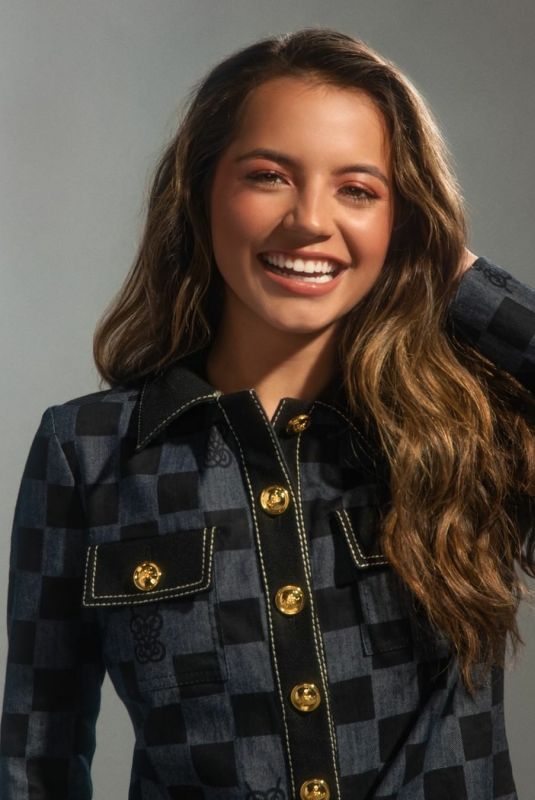 ISABELA MERCED for Netflix, August 2021