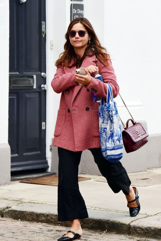 JENNA LOUISE COLEMAN Leaves Dr Dray
