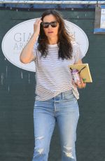 JENNIFER GARNER at Her New Home Under Construction in Brentwood 08/26/2021