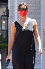 JENNIFER GARNER Out adn About in Los Angeles 08/04/2021