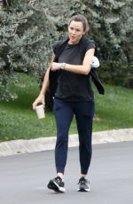 JENNIFER GARNER Out for a Morning Walk in Brentwood 08/21/2021
