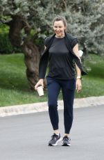 JENNIFER GARNER Out for a Morning Walk in Brentwood 08/21/2021