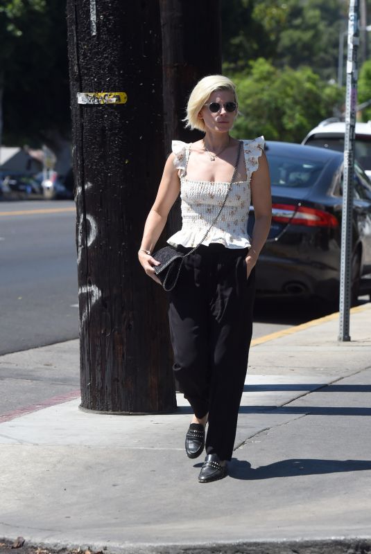 KATE MARA Out for Lunch in Los Angeles 07/29/2021