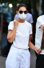 KATIE HOLMES Out for Dinner in New York 08/13/2021