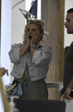 KERRY KATONA Shopping for Art in Manchester City 08/13/2021