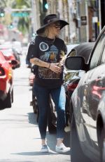 KESHA Out and About in Los Angeles 07/29/2021