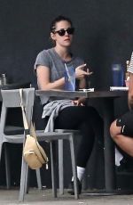 KRISTEN STEWART Out with Friends in Los Angeles 08/18/2021