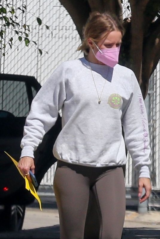 KRISTN BELL Out and About in Los Feliz 08/27/2021