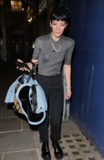 LILY ALLEN at 2.22 Ghost Story Theatre Performance in London 08/19/2021