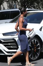 LORI HARVEY Shopping at Saks Fifth Avenue in Beverly Hills 08/05/2021