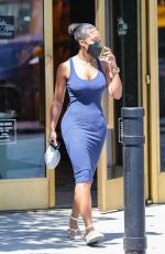 LORI HARVEY Shopping at Saks Fifth Avenue in Beverly Hills 08/05/2021