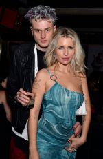 LOTTIE MOSS at Medahuman