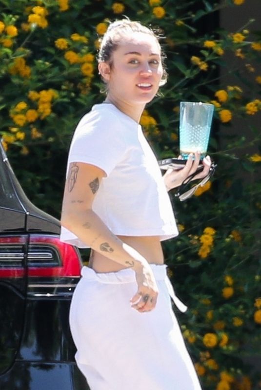 MILEY CYRUS Out and About in Malibu 08/05/2021