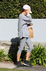 NATALIE PORTMAN Out and About in Sydney 08/05/2021
