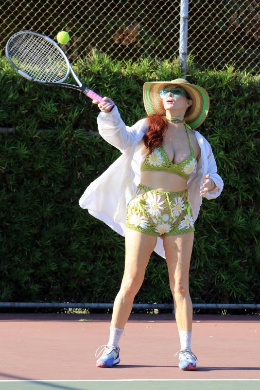 PHOEBE PRICE Playing Tennis in Los Angeles 08/02/2021