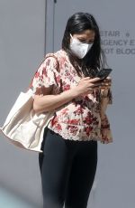 Pregnant FREIDA PINTO at United Medical Imaging of Los Angeles 08/26/2021