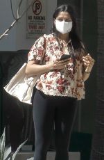 Pregnant FREIDA PINTO at United Medical Imaging of Los Angeles 08/26/2021