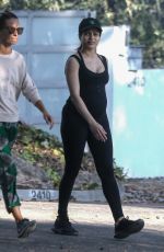 Pregnant FREIDA PINTO Out in Los Angeles 08/24/2021