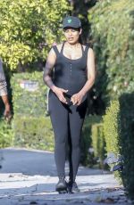 Pregnant FREIDA PINTO Out in Los Angeles 08/24/2021