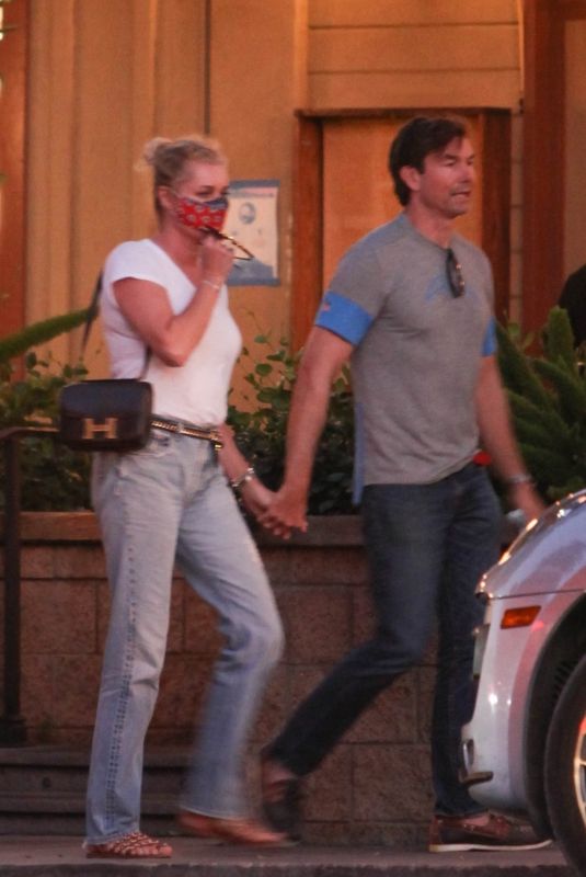 REBECCA ROMIJN and Jerry O’Connell Night Out in Calabasas 08/09/2021