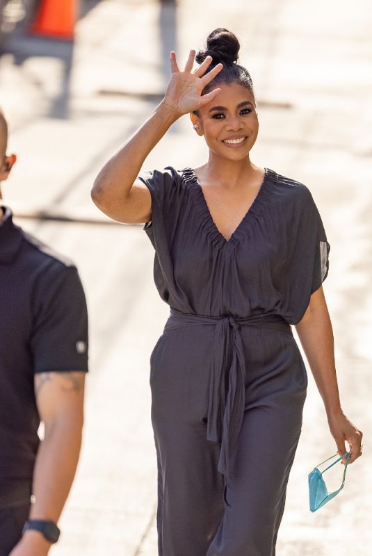 REGINA HALL at Jimmy Kimmel Live in Los Angeles 08/12/2021