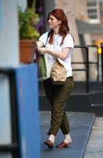 ROSE LESLIE Picks up Her Lunch to-go in New York 08/10/2021