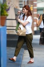 ROSE LESLIE Picks up Her Lunch to-go in New York 08/10/2021