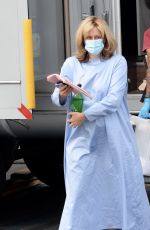 SARAH PAULSON as Linda Tripp on the Set of American Crime Story: Impeachment in Los Angeles 08/11/2021