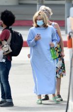 SARAH PAULSON as Linda Tripp on the Set of American Crime Story: Impeachment in Los Angeles 08/11/2021